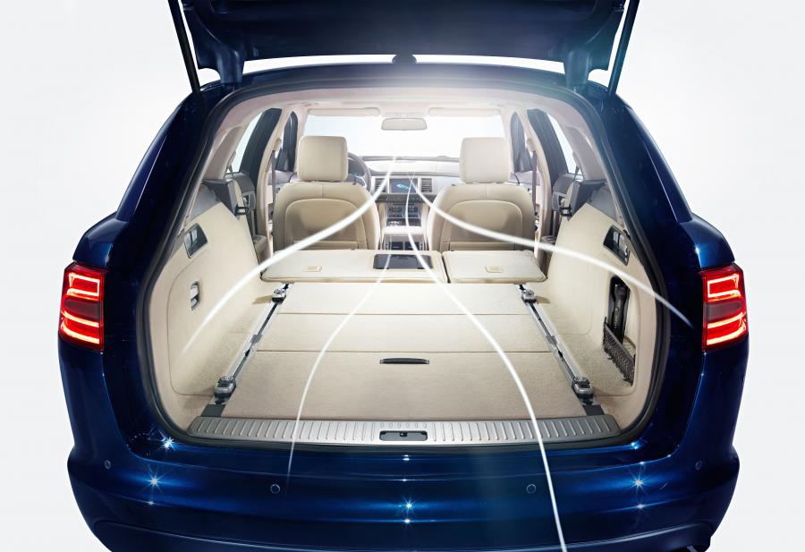  Jaguar XF Sportbrake 2012 года  (фото 39 из 63)